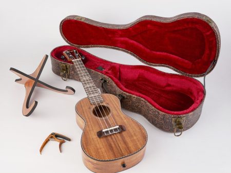 Kayu Acacia Ukulele Bundle Supply